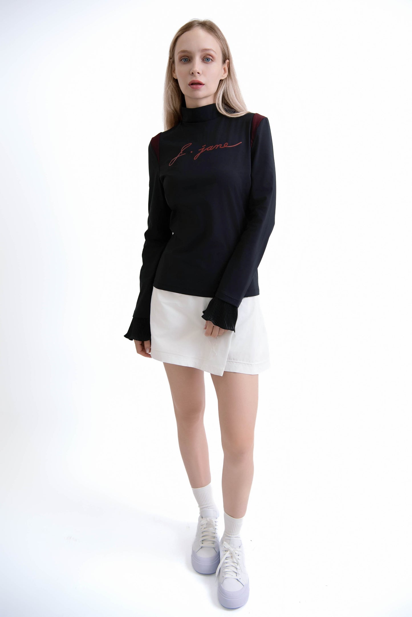 プリーツカフス・ロングTシャツ(Black)